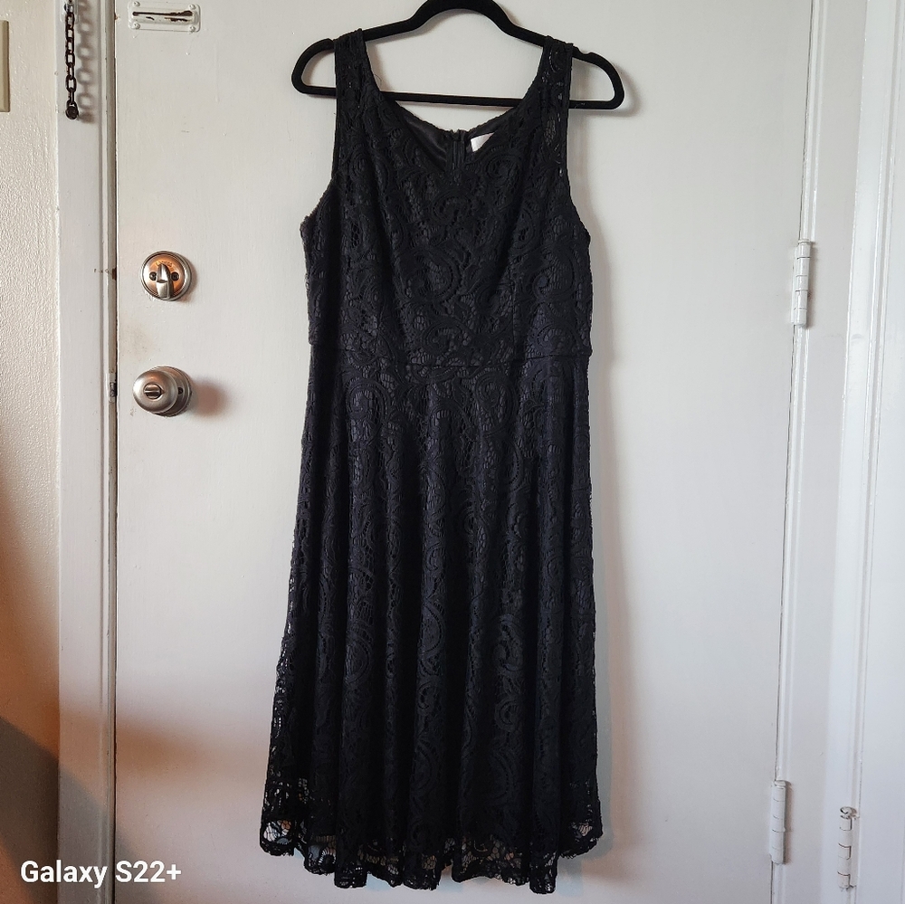 Elegant Black Lace Dress